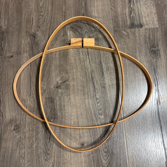 Vintage Embroidery Hoops Wooden Oval -Set Of 2-Large Oval 27”- Med Oval 20” - Picture 5 of 10